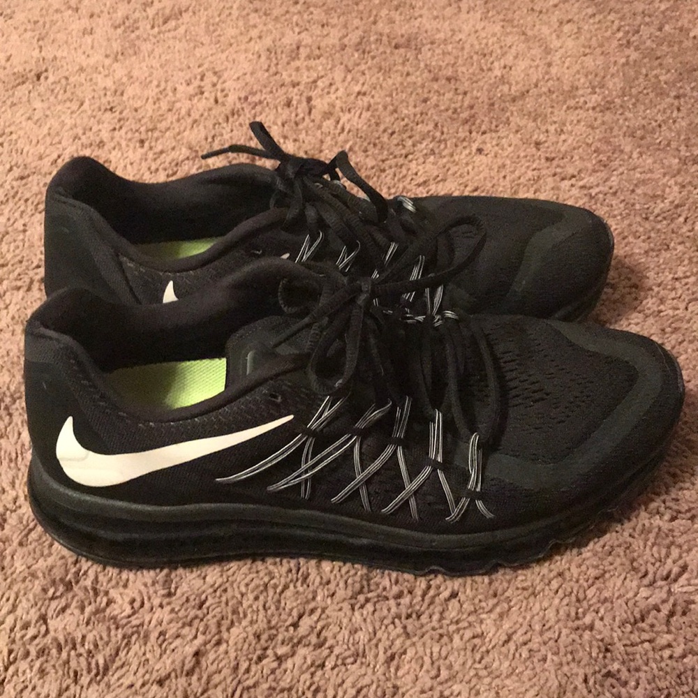 Men’s Nike sneakers